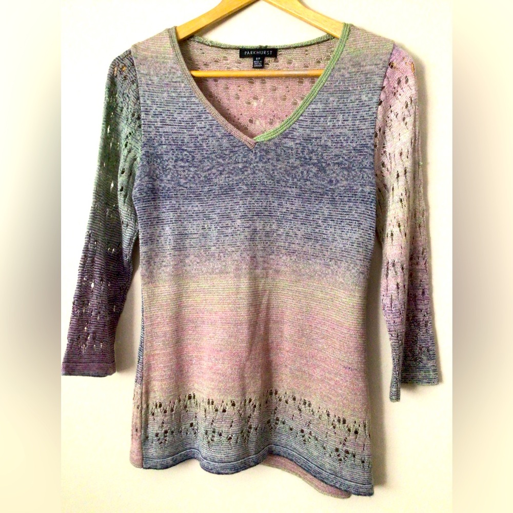 Parkhurst woman’s lightweight sweater. Size small.